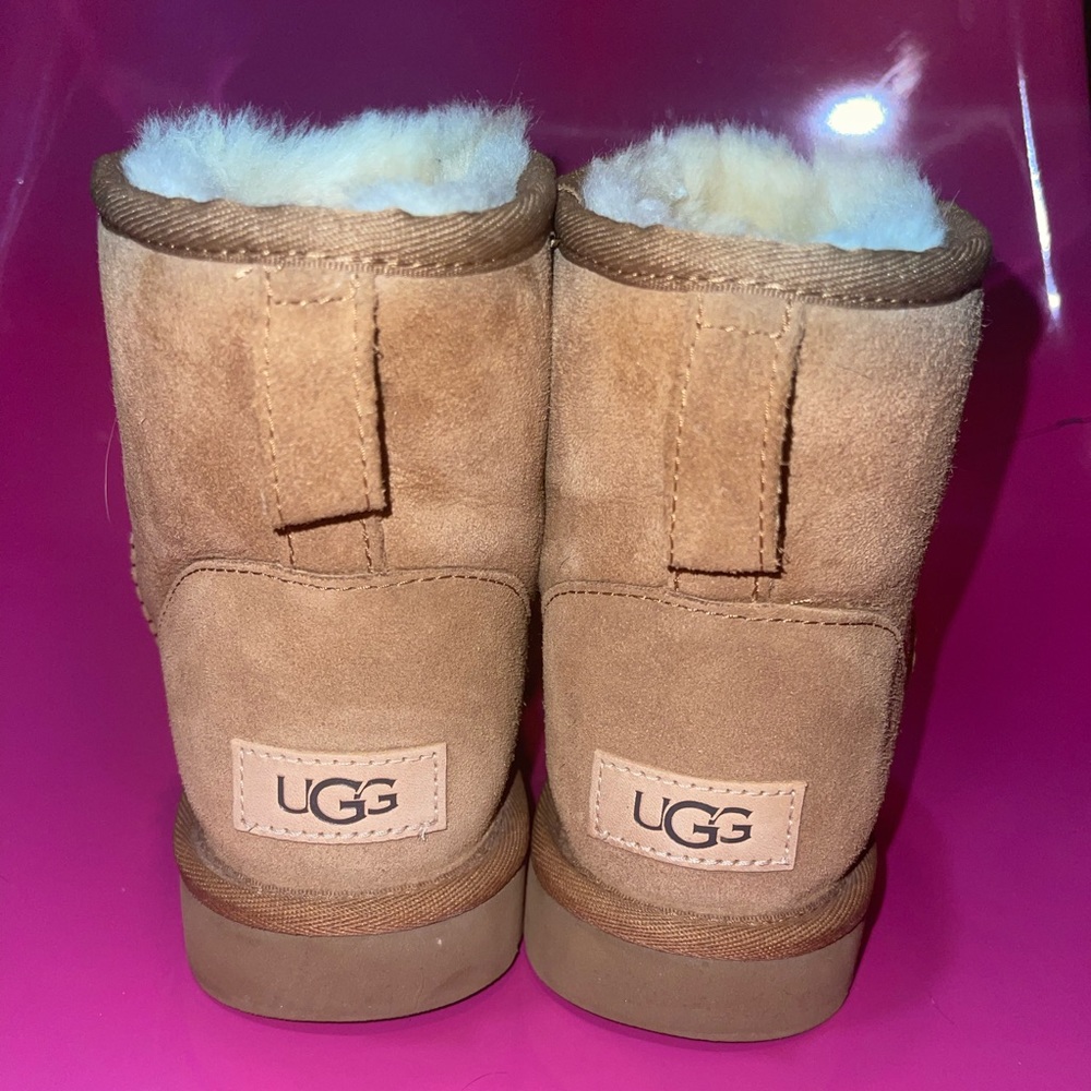 Ugg Classic Mini